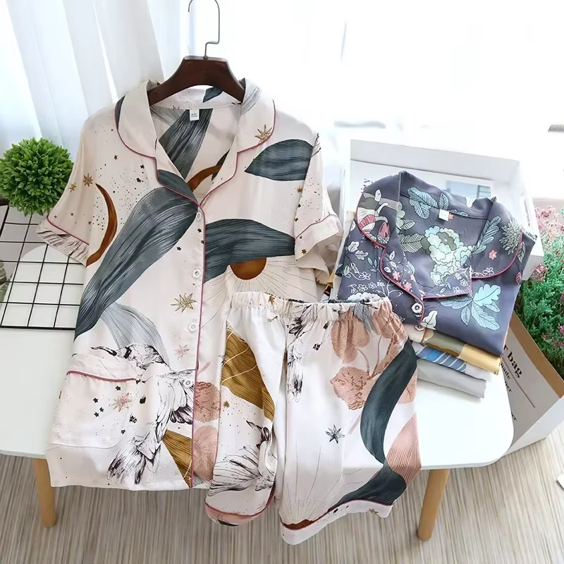 Pyjama à manches courtes pour femmes
