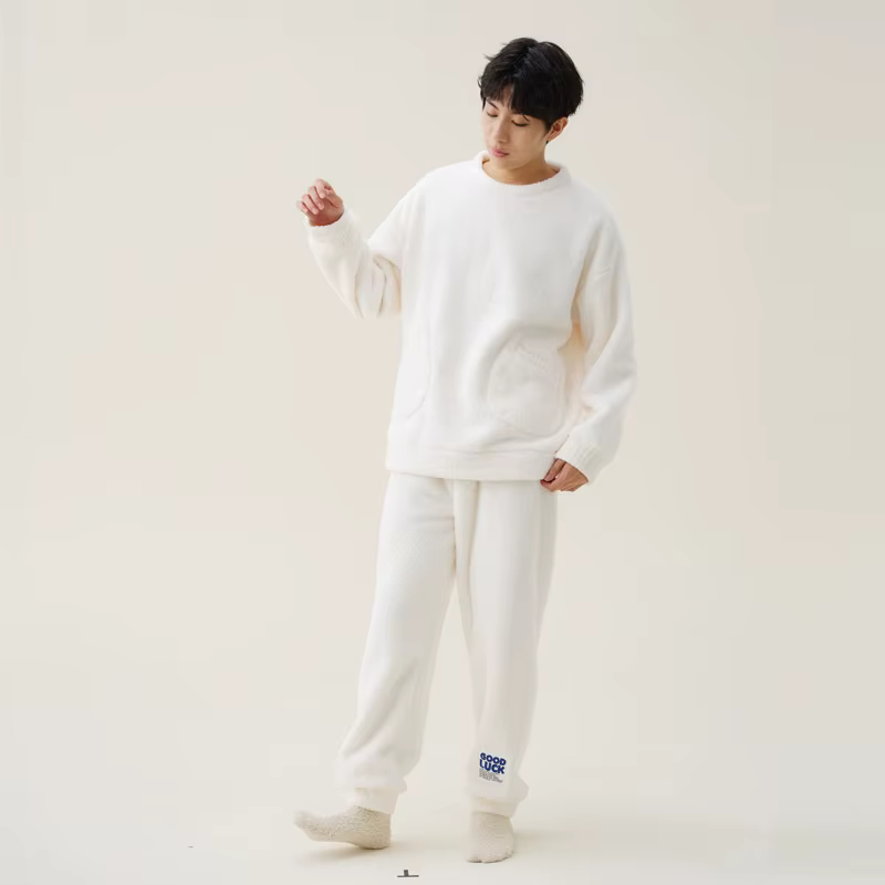 Ensemble de pyjamas en velours chaud pour hommes