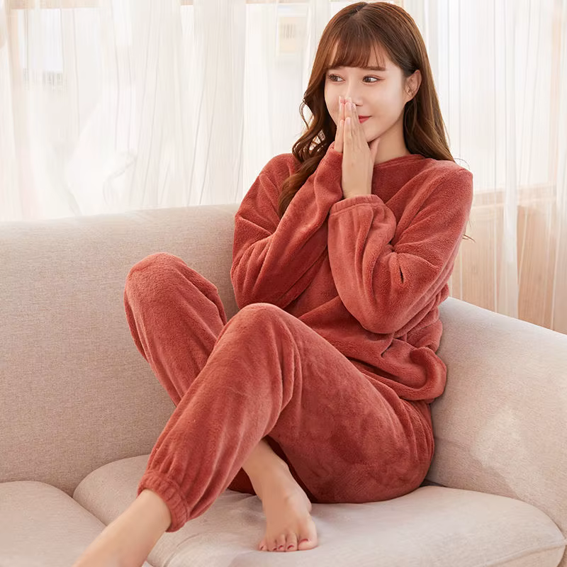 Pyjama d'hiver en velours corail épais pour femme