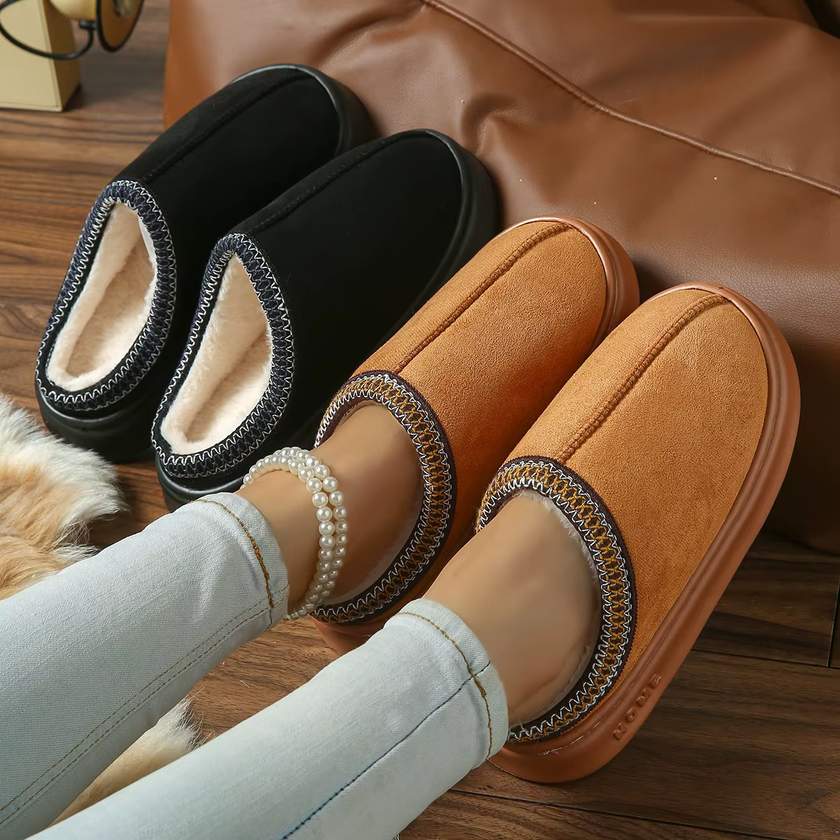 Pantoufles de maison en Faux daim de couleur unie pour hommes et femmes