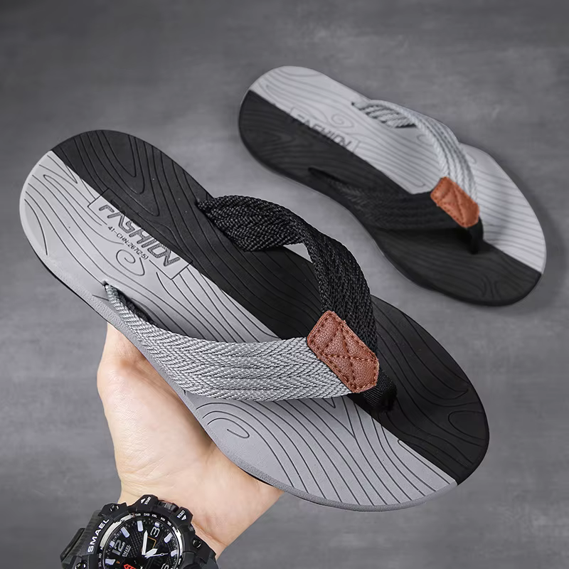 Pantoufles pour hommes tongs d'été nouvelle mode