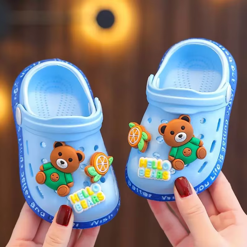 Chaussons pour enfants 2026 – Adorables pantoufles de dessin animé pour filles et garçons avec semelles souples