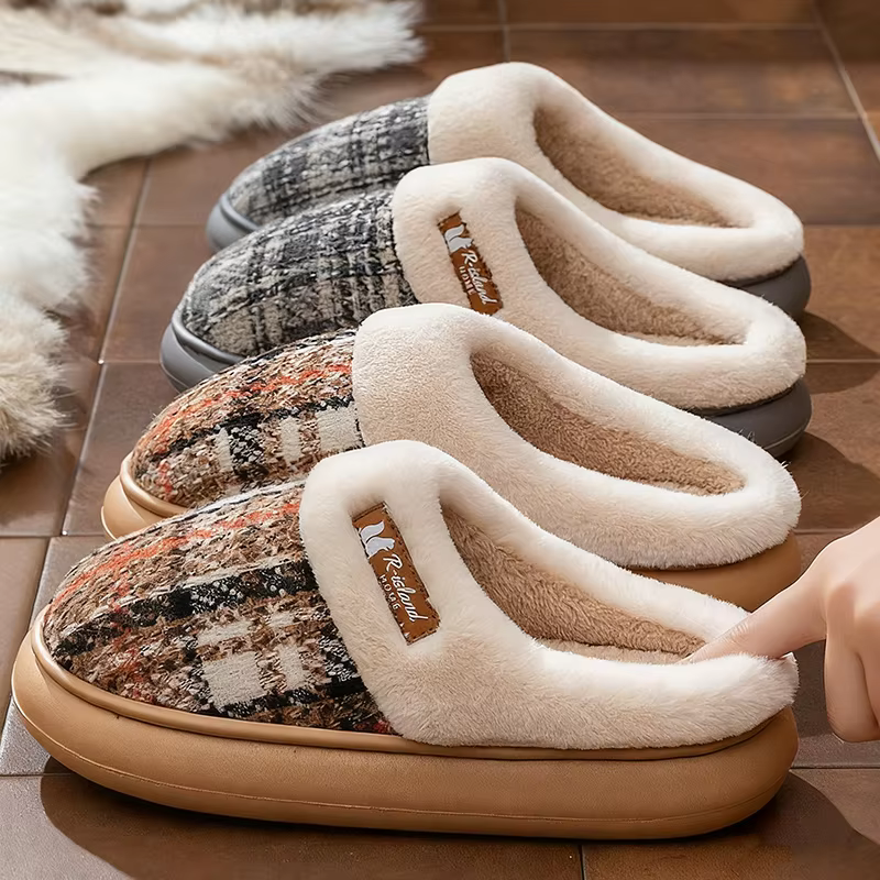 Femmes hiver chaud fourrure pantoufles rayure maison chaussures antidérapantes confort talon plat