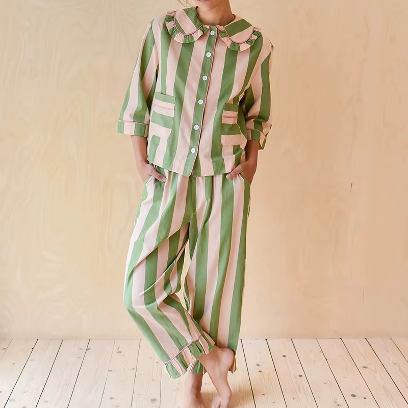 Ensemble pyjama rayé pour femmes