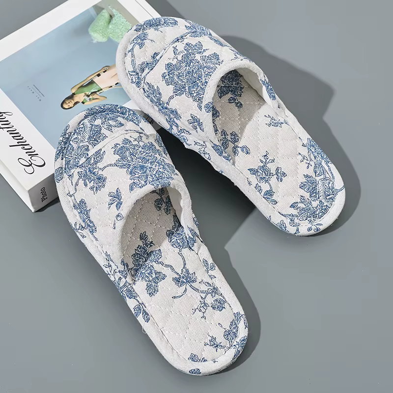 Pantoufles de maison en coton doux
