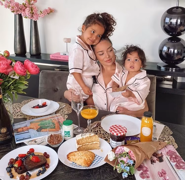 2020 famille correspondant soie pyjamas ensemble printemps été automne mère fille