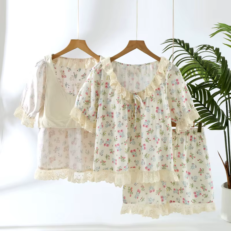 Pyjama en dentelle à manches courtes et col en v pour femmes