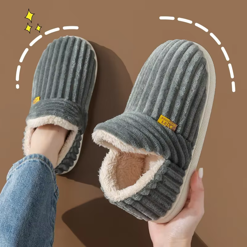 Pantoufles en fourrure pour femmes et hommes