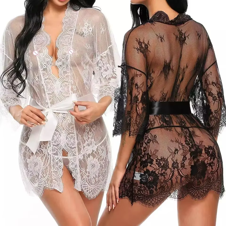 Robe de nuit transparente en dentelle pour femme