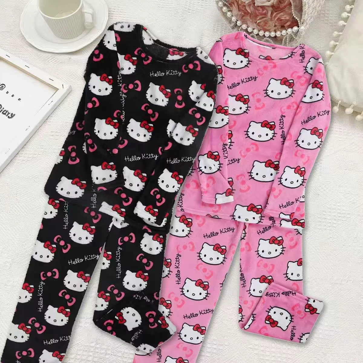 Hello Kitty pyjamas automne et hiver flanelle animation dessin animé mignon couple tenue décontracté chaud vêtements de détente deux pièces ensemble