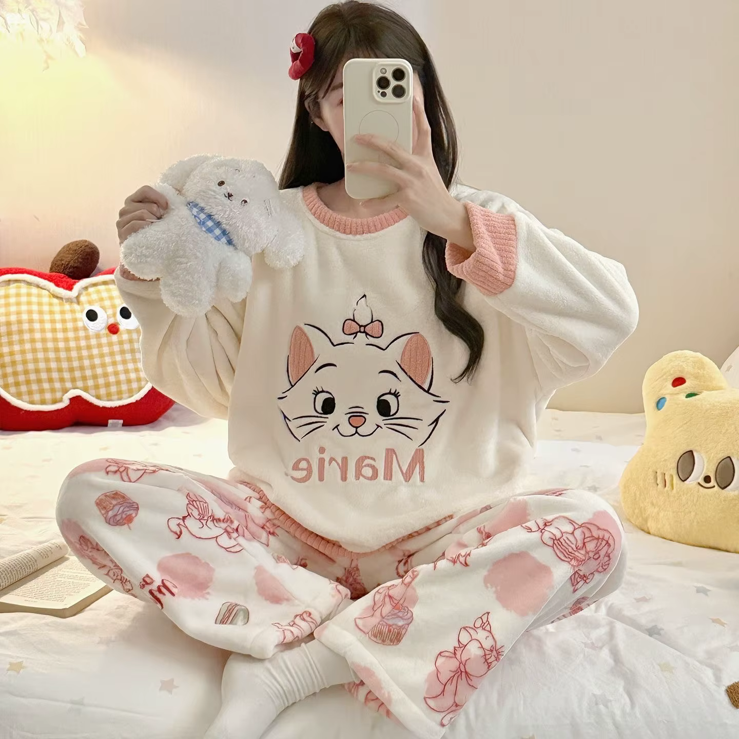 Nouveau Marie chat pyjama ensembles pour femmes chaud en peluche hiver pyjamas Homewear épais corail polaire mignon doux Anime périphérie