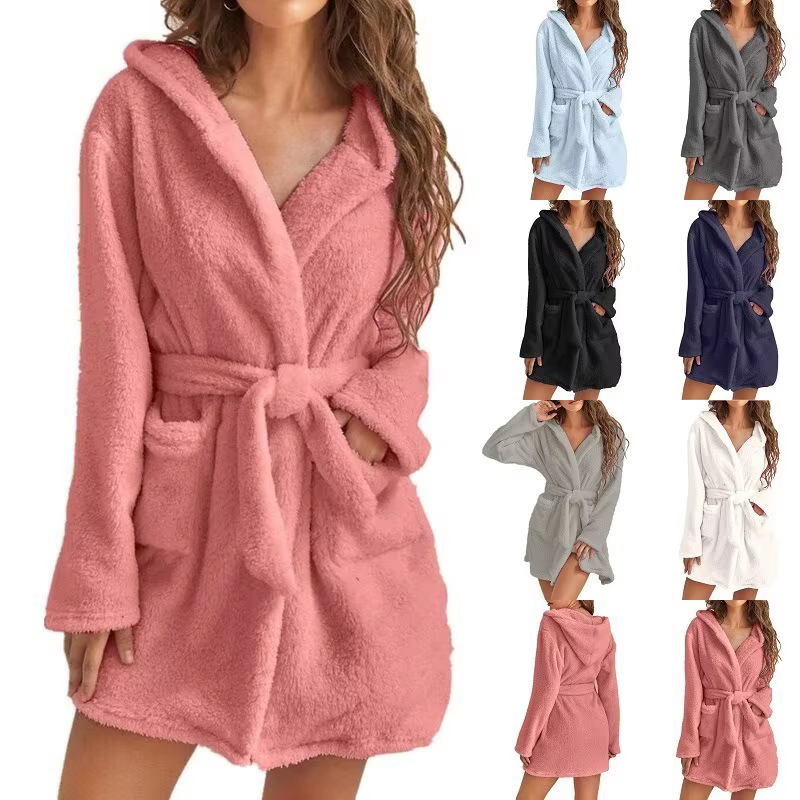 Hiver femmes Robe de bain moelleux en peluche pyjamas dames Sexy à capuche