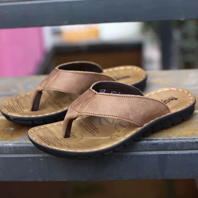 Roma rétro homme pantoufle couleur unie Clip-Toe nouveau mâle vacances plage confort sandales décontracté ménage anti-dérapant extérieur tongs