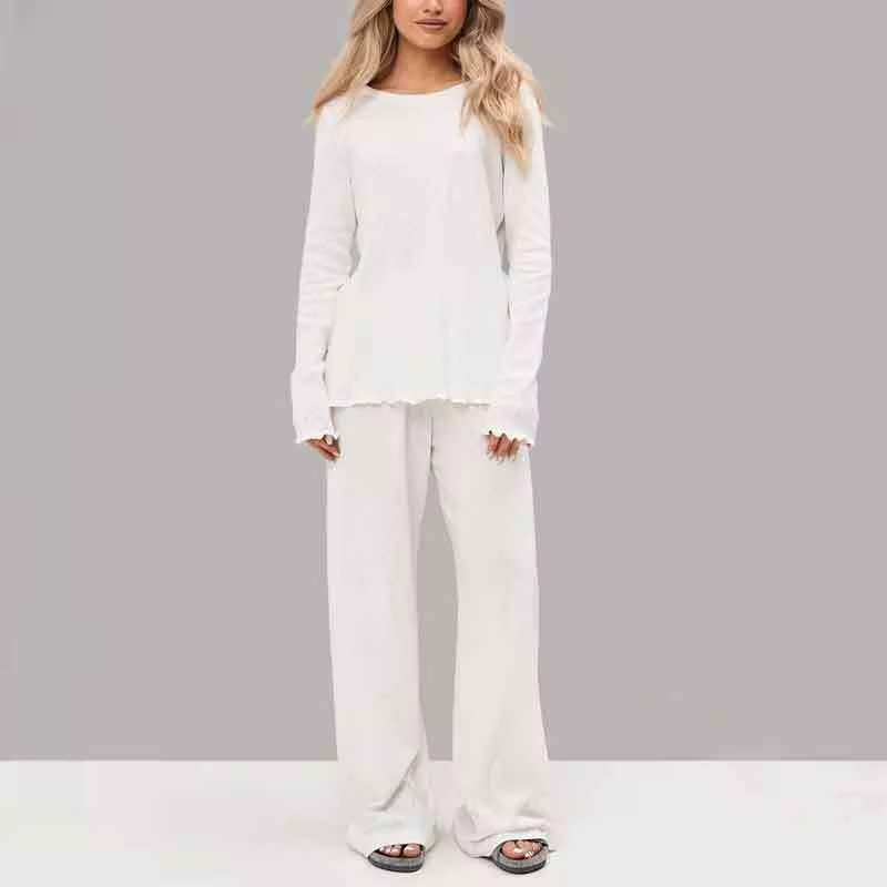 Ensemble pyjama élégant à manches longues pour femmes
